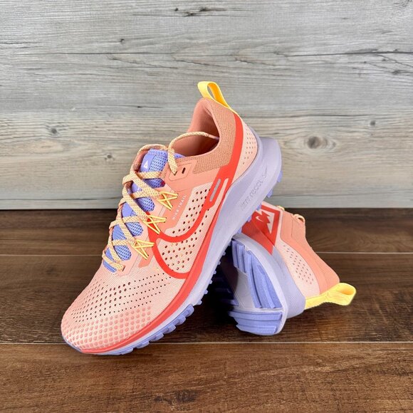 nike react pink and orange